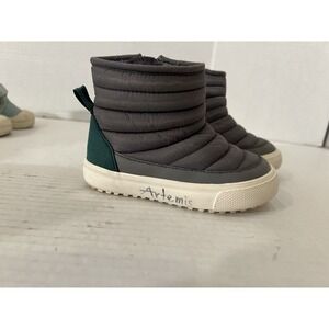 Toddler Artemis Gray And Green‎ Side Zip Boots - Cat & Jack - Sz 5
